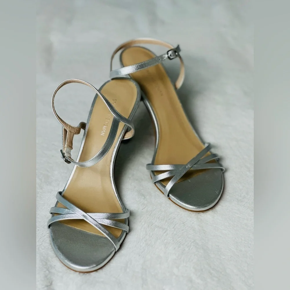 Stuart Weitzman Starla Ankle Strap Sandals in Silver Metallic Leather Size 7.5